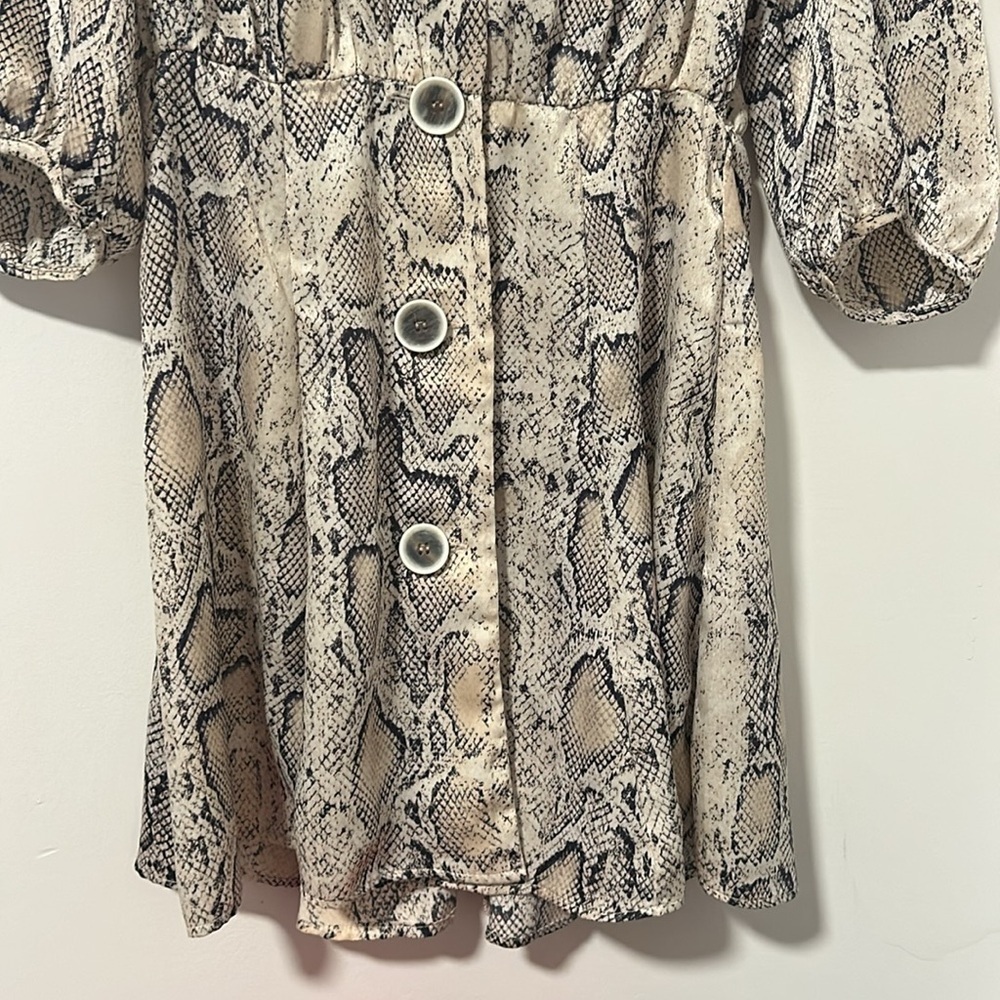 Zara Snake Print Button Up V Neck Lightweight Dress Size Small - Picture 2 of 5